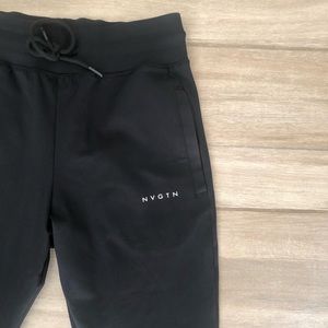 NVGTN BLACK JOGGERS